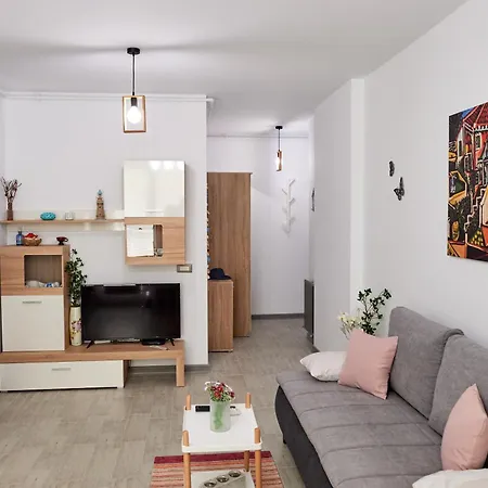 Apartament Crystal Breeze - Pool & Năvodari