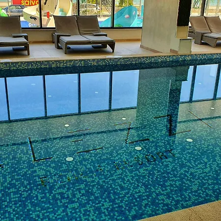 Crystal Breeze - Pool &