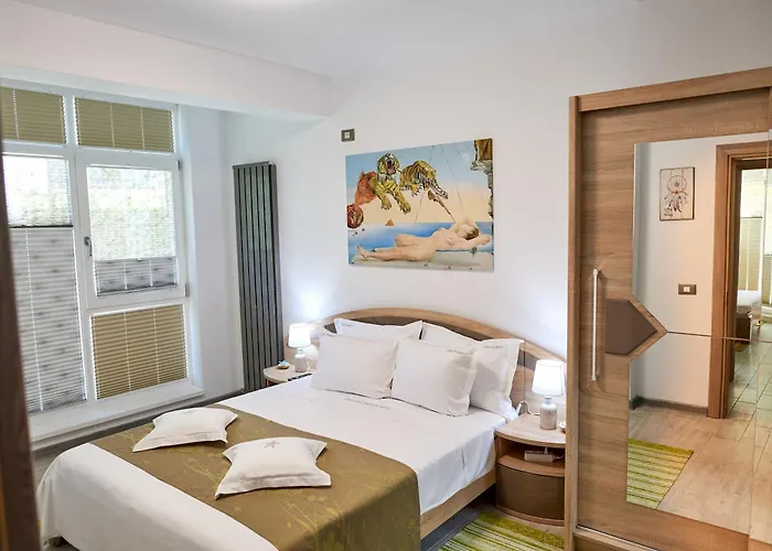 アパート Crystal Breeze - Pool & ナボダリ