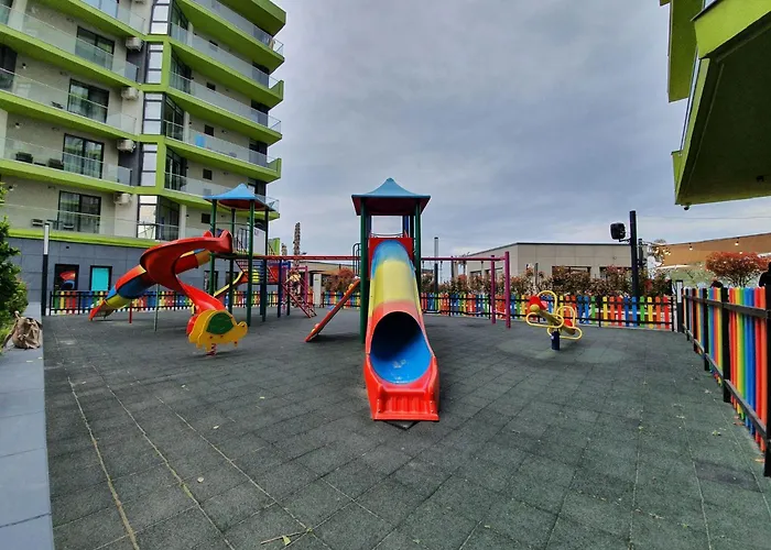 Crystal Breeze - Pool & * ナボダリ