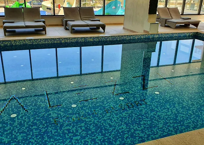 Crystal Breeze - Pool &